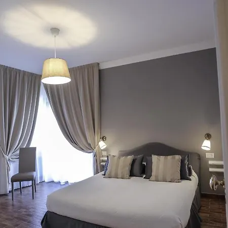 Borghese Couette-café 4*