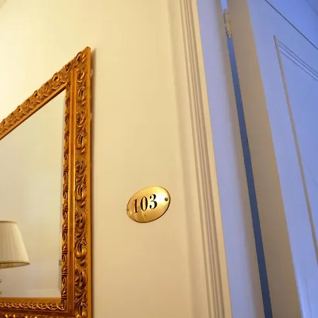 Borghese Couette-café 4*